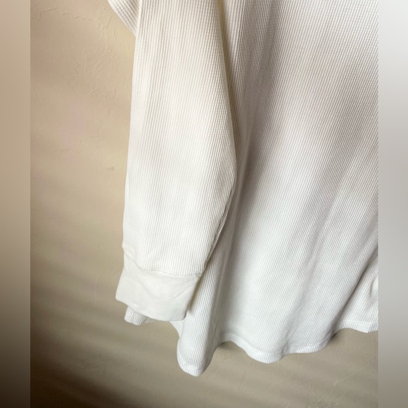 🆕 Gap Cream and Rose Gold Thermal Waffle Knit Long Sleeve Top | Large - Picture 9 of 9